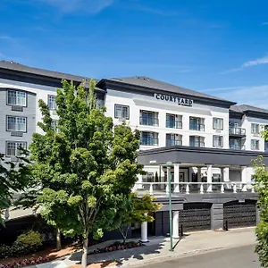 Courtyard By Marriott North Hotel Portland